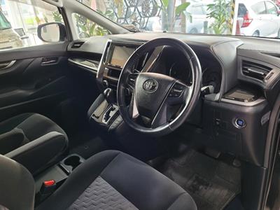2017 Toyota Alphard - Thumbnail