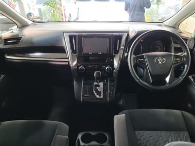 2017 Toyota Alphard - Thumbnail