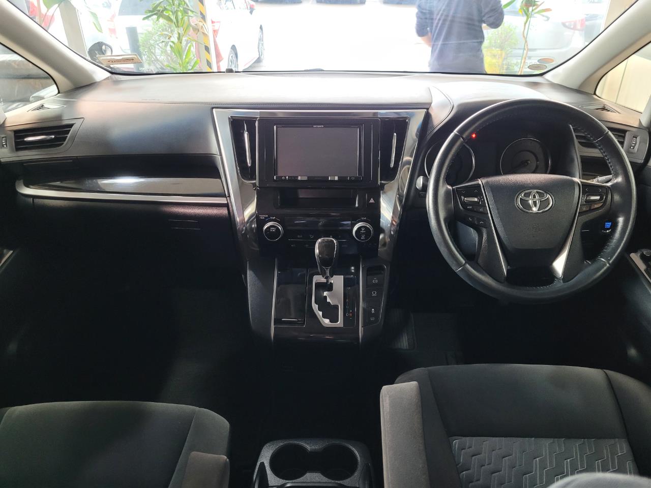 2017 Toyota Alphard
