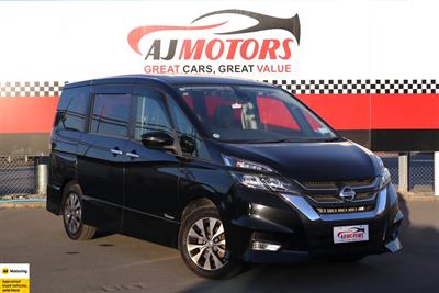2017 Nissan Serena - Thumbnail