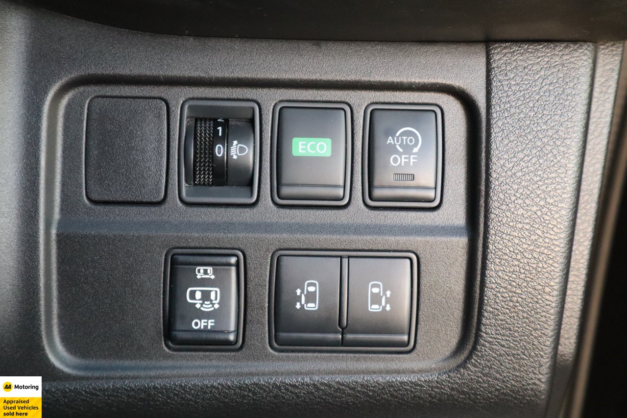 2017 Nissan Serena