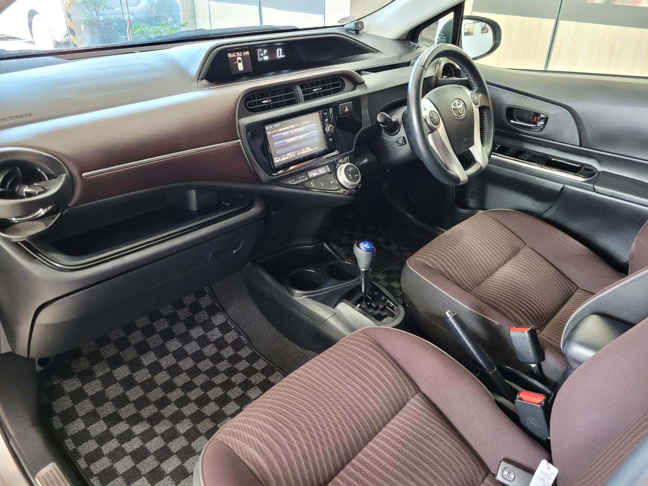 2017 Toyota Aqua