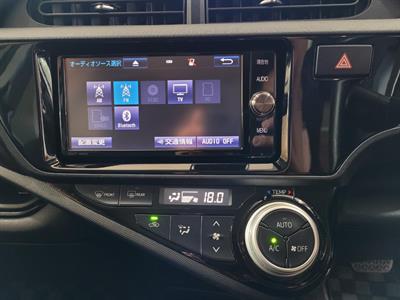 2017 Toyota Aqua - Thumbnail