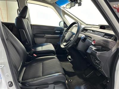 2016 Honda Freed - Thumbnail
