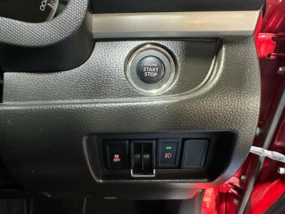 2014 Suzuki Swift - Thumbnail