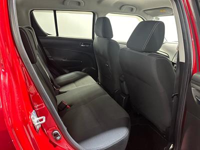 2014 Suzuki Swift - Thumbnail