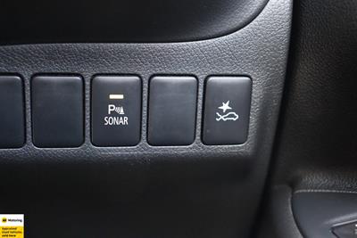 2020 Mitsubishi Outlander - Thumbnail