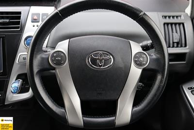 2012 Toyota Prius - Thumbnail