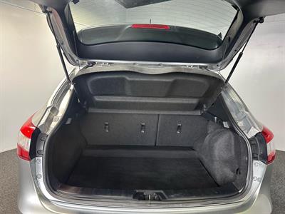 2016 Nissan Qashqai - Thumbnail