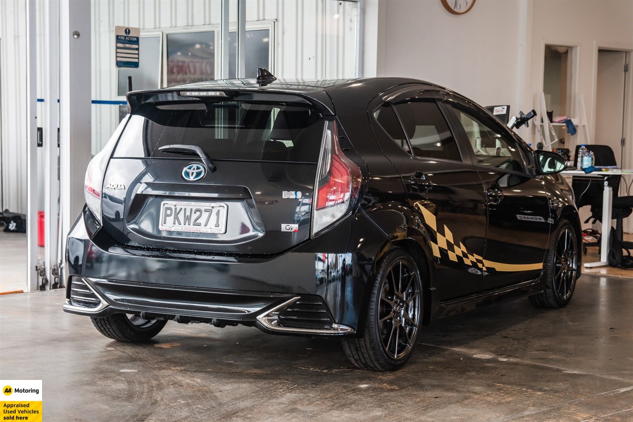 2015 Toyota Aqua