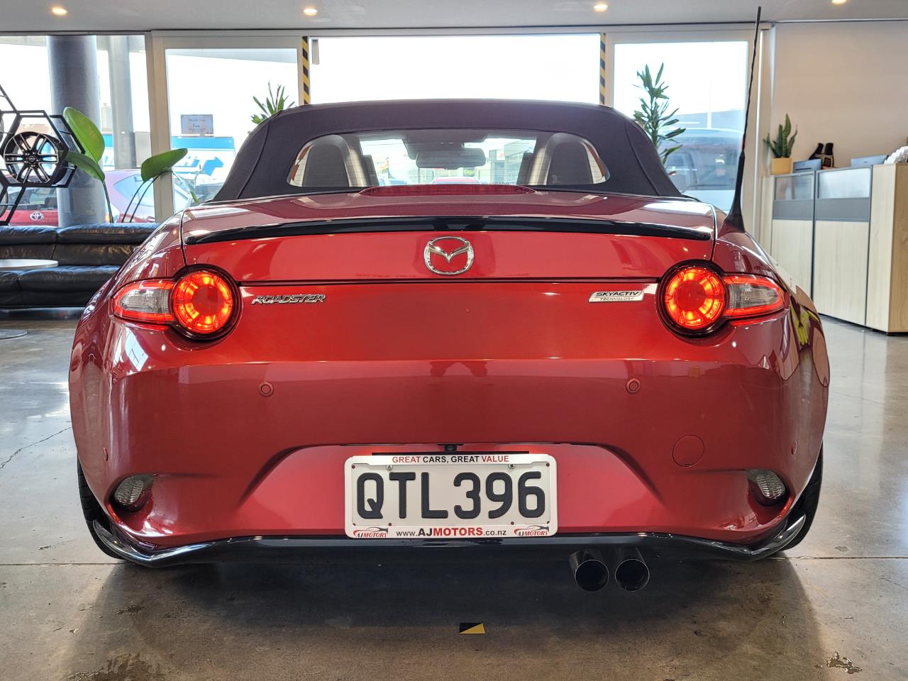 2015 Mazda Roadster