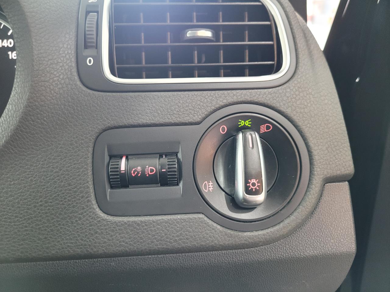 2014 Volkswagen Polo