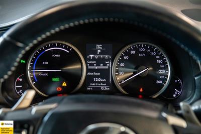 2016 Lexus NX 300h - Thumbnail