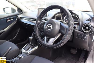 2015 Mazda Demio - Thumbnail