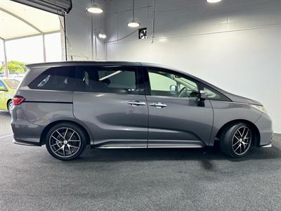 2014 Honda Odyssey - Thumbnail