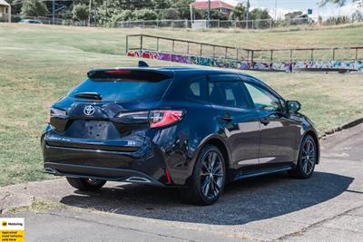 2020 Toyota Corolla - Thumbnail