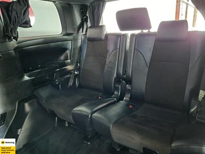 2017 Toyota Vellfire - Thumbnail