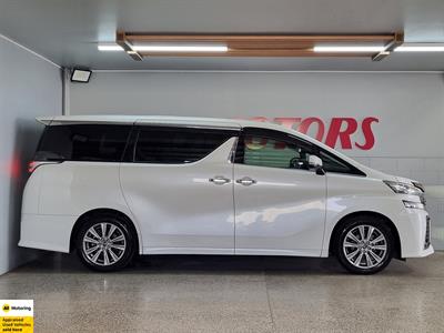 2017 Toyota Vellfire - Thumbnail