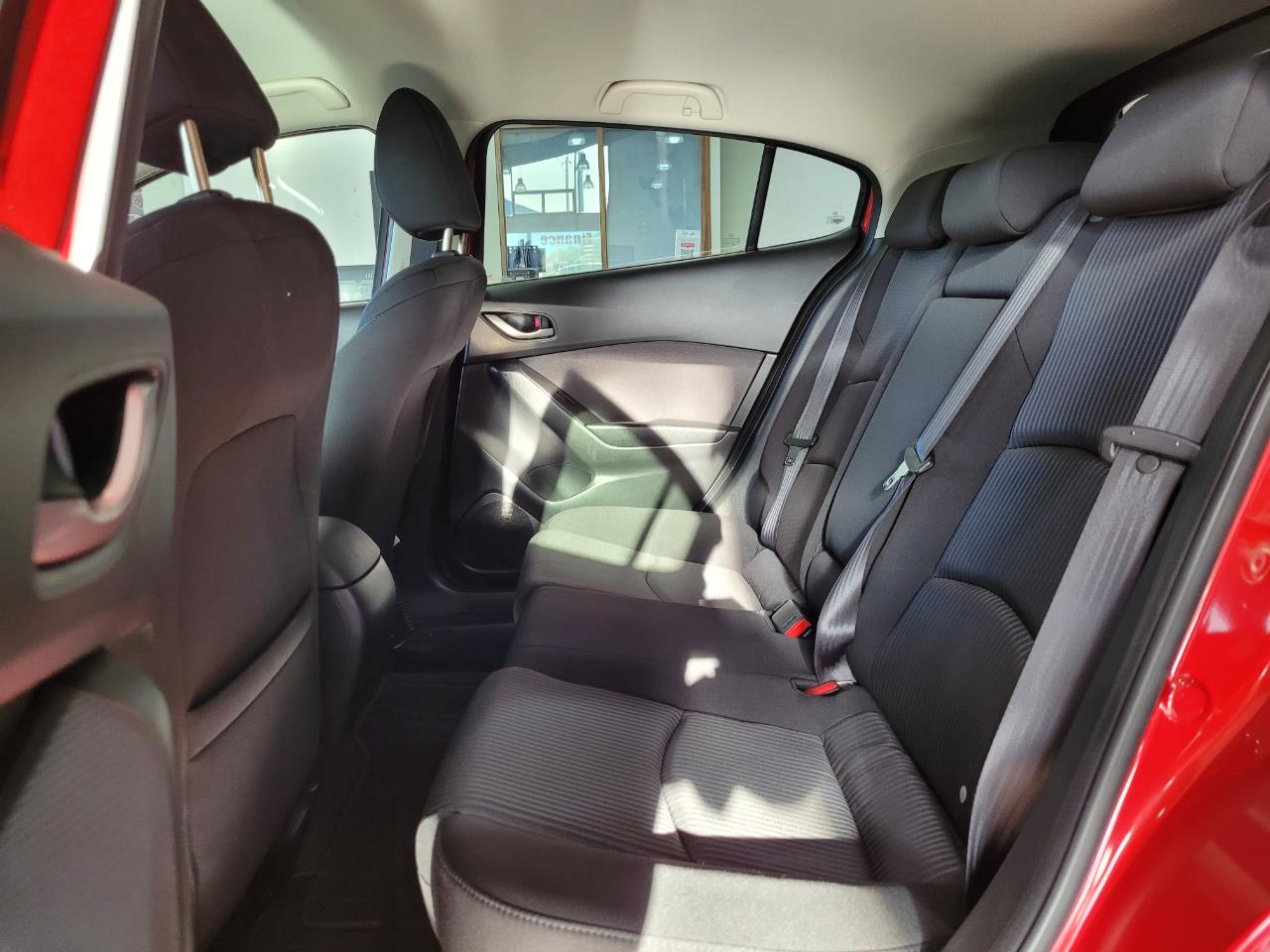 2014 Mazda Axela