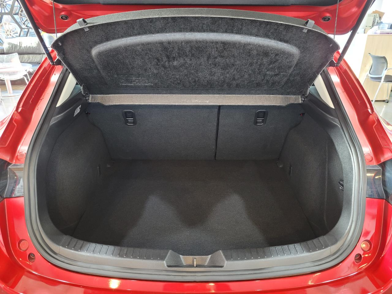 2014 Mazda Axela