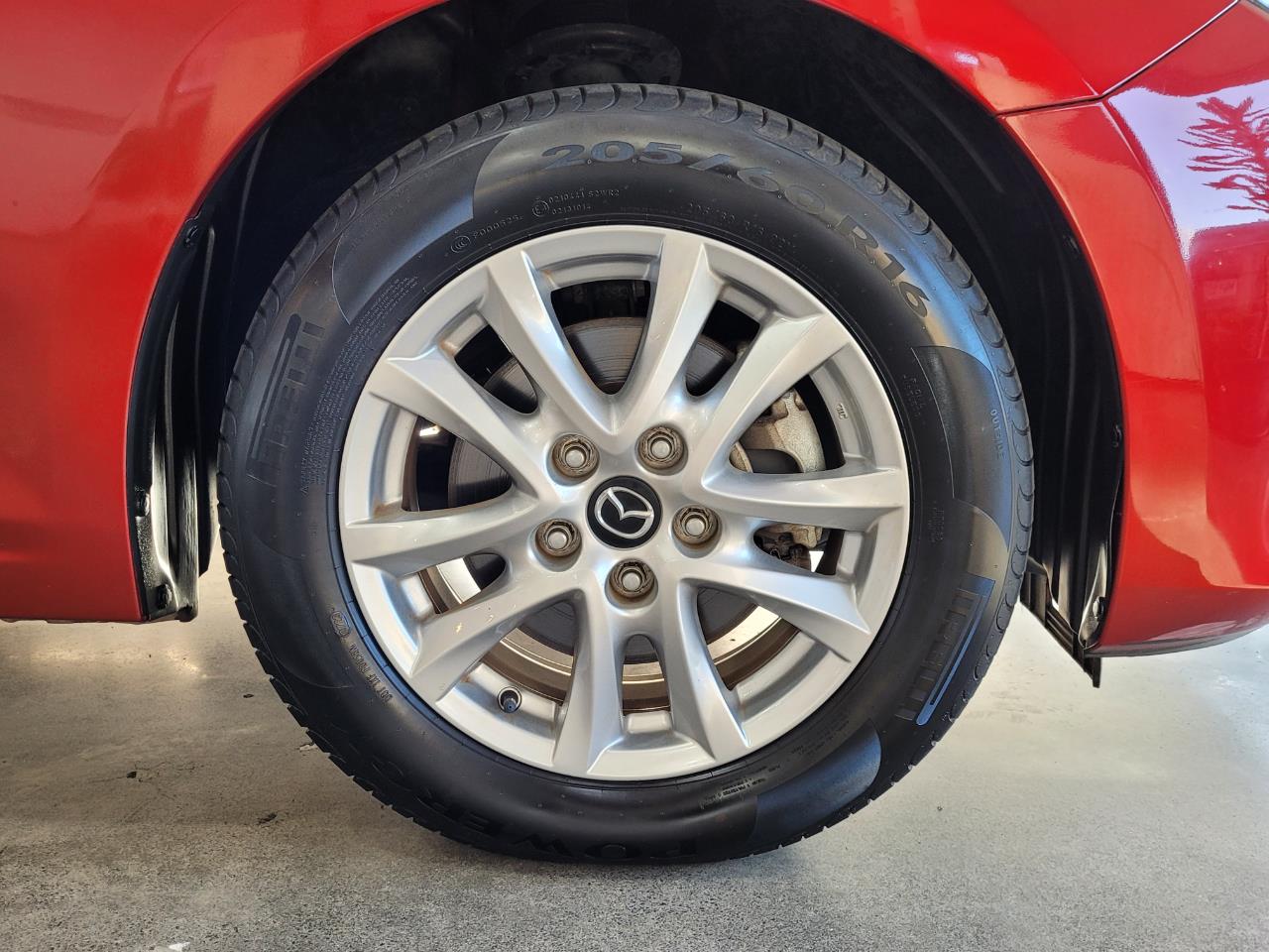 2014 Mazda Axela