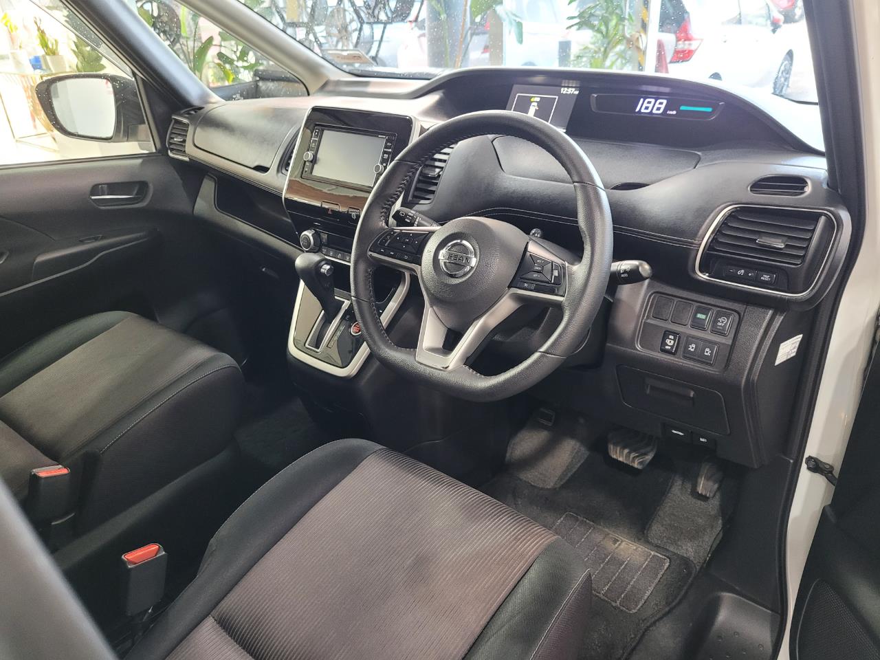 2018 Nissan Serena