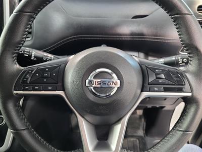 2018 Nissan Serena - Thumbnail