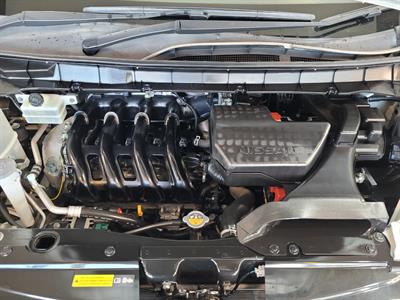 2018 Nissan Serena - Thumbnail