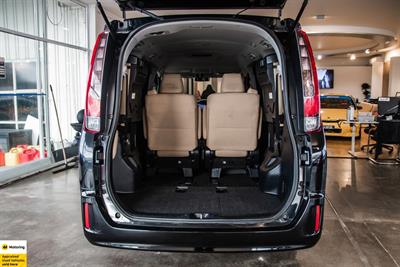 2014 Toyota Noah - Thumbnail
