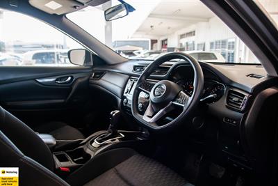 2021 Nissan X-Trail - Thumbnail