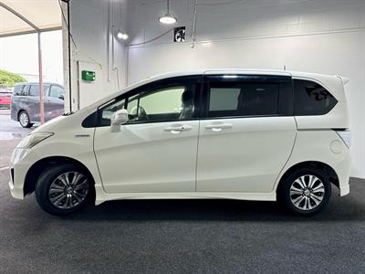 2012 Honda Freed - Thumbnail
