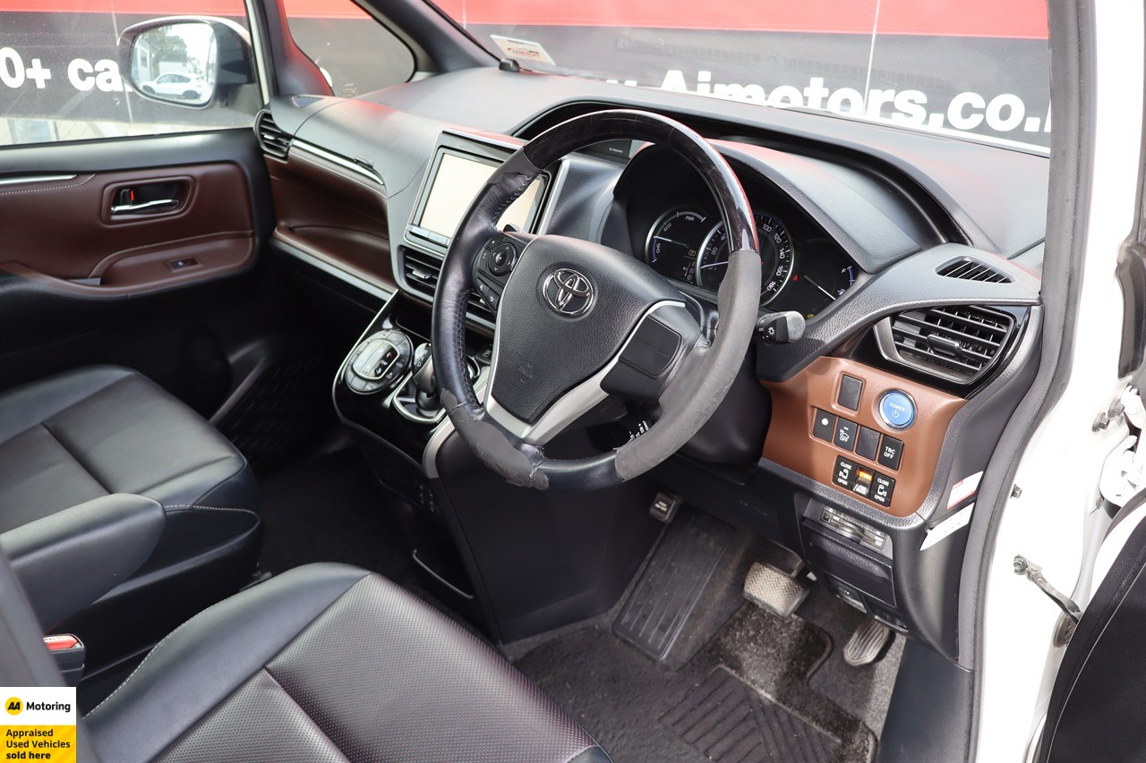 2015 Toyota Esquire