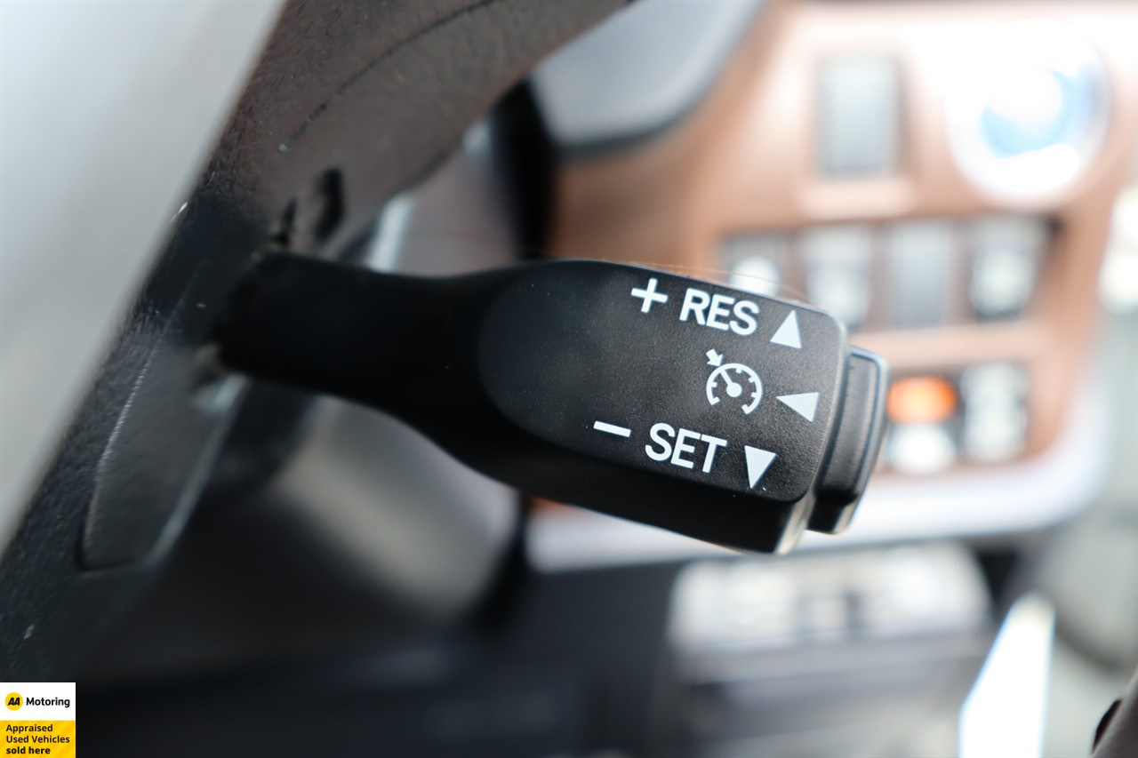 2015 Toyota Esquire