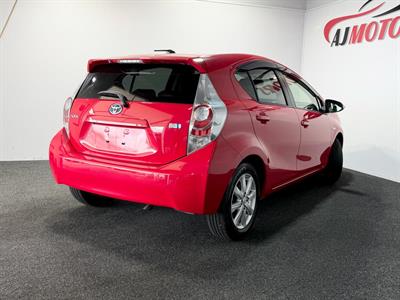 2014 Toyota Aqua - Thumbnail