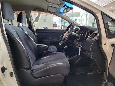 2005 Nissan Tiida - Thumbnail