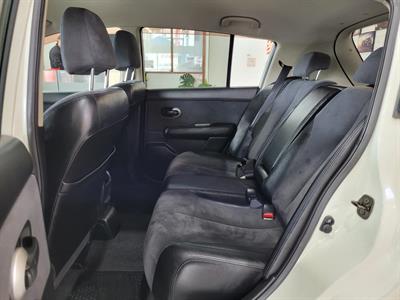 2005 Nissan Tiida - Thumbnail