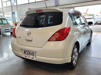 2005 Nissan Tiida - Thumbnail
