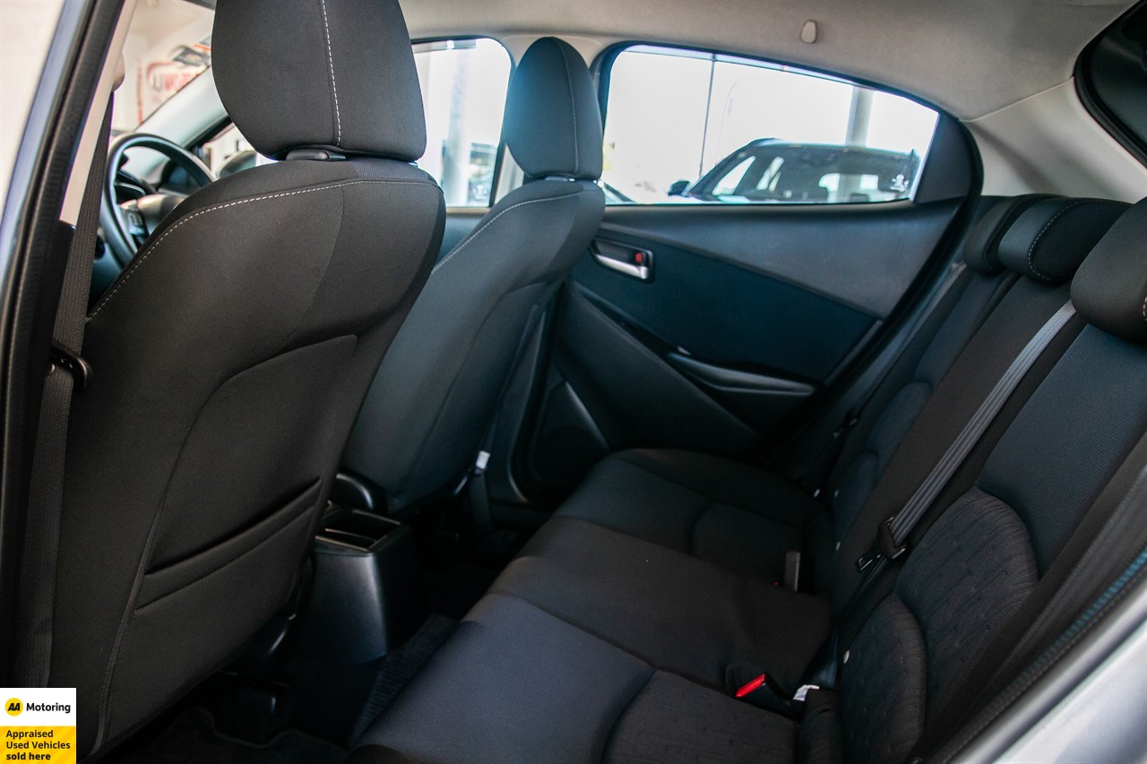 2014 Mazda Demio