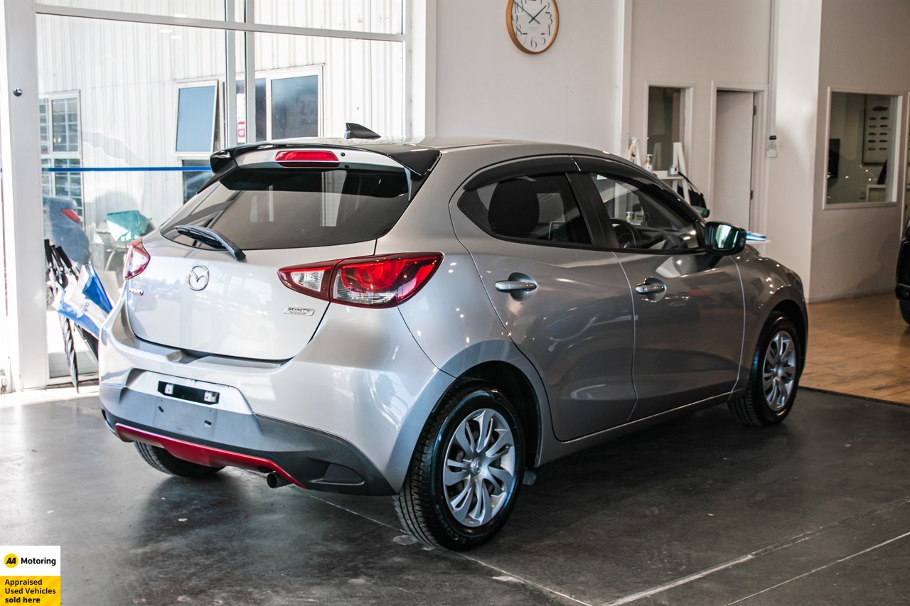 2014 Mazda Demio