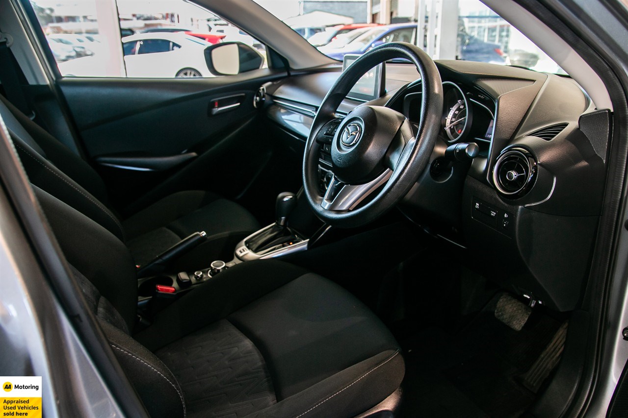 2014 Mazda Demio