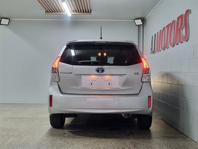 2013 Toyota Prius - Thumbnail