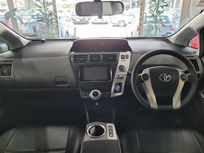2012 Toyota Prius - Thumbnail