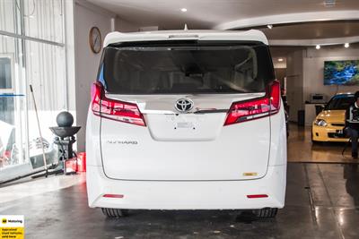 2018 Toyota Alphard - Thumbnail
