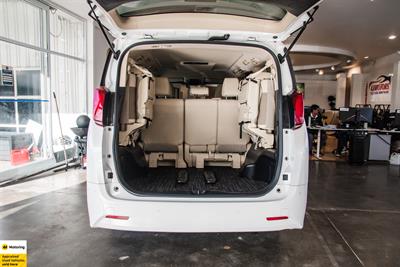 2018 Toyota Alphard - Thumbnail