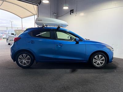 2015 Mazda Demio - Thumbnail