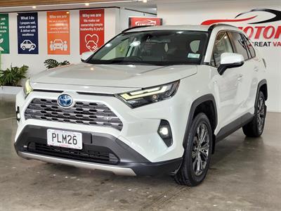 2022 Toyota RAV4 - Thumbnail