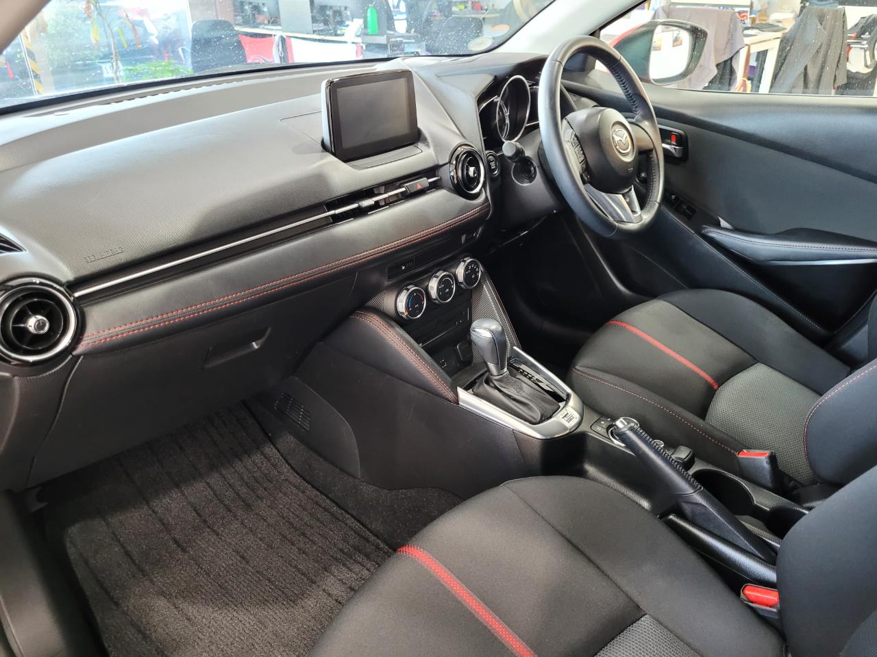 2016 Mazda Demio