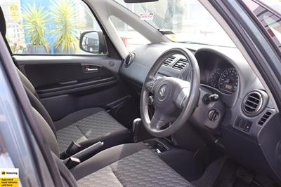 2009 Suzuki SX4 - Thumbnail