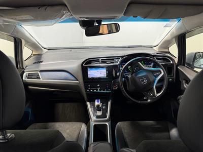 2017 Honda Shuttle - Thumbnail