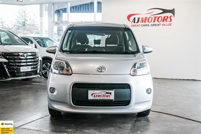 2012 Toyota Porte - Thumbnail